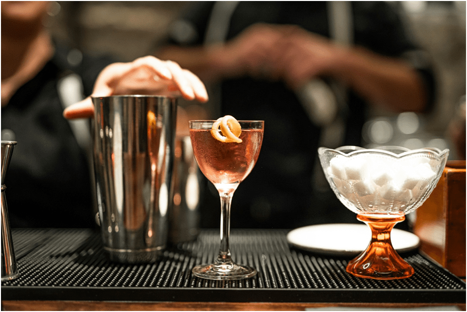 Traiteur pour cocktail dinatoire : faites de votre événement un succès