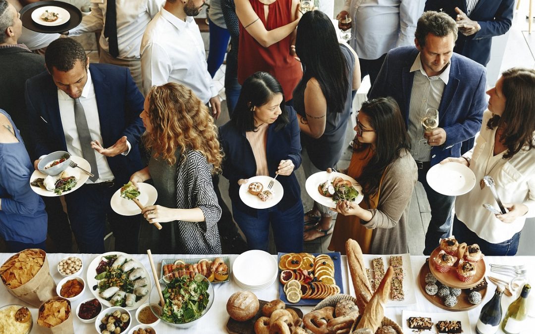 Cocktail dînatoire : réussir l’organisation de votre cocktail dînatoire