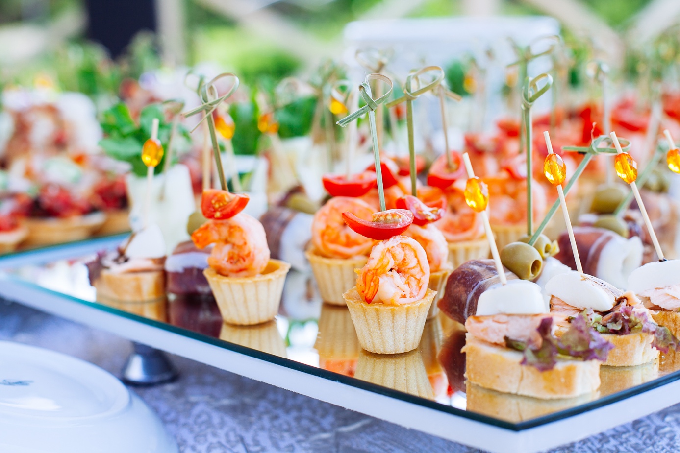 Cocktail Dinatoire Un Choix Parfait Pour Une Grande Reception